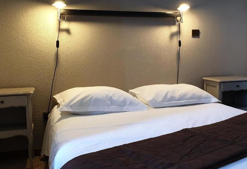 בית מלון כפרי Le Relais Des Dix Crus   Logis Hôtel B&b