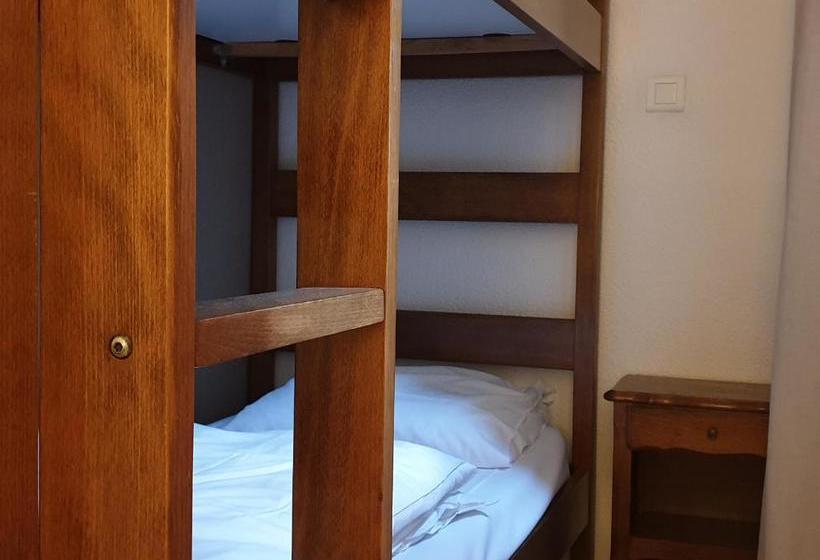 فندق Le Relais Des Dix Crus   Logis Hôtel B&b