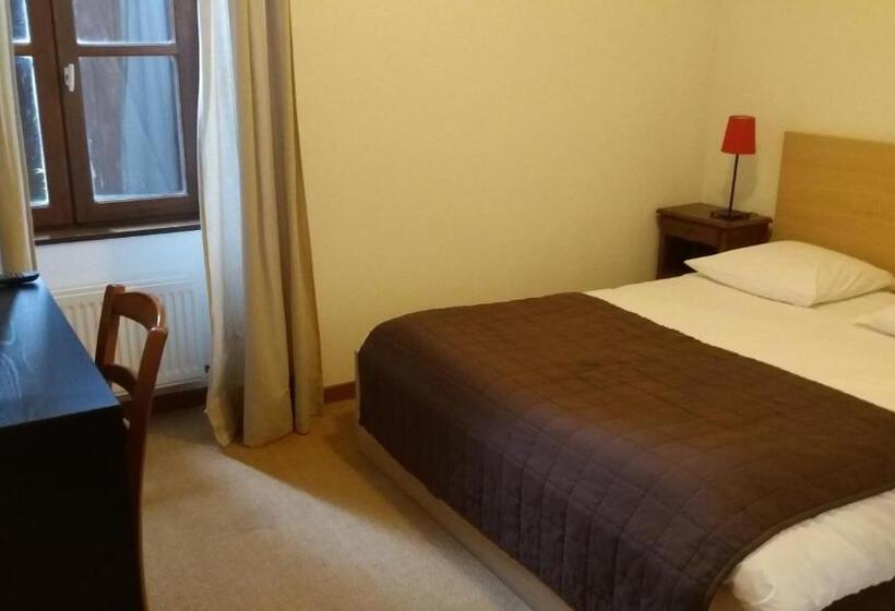 فندق Le Relais Des Dix Crus   Logis Hôtel B&b