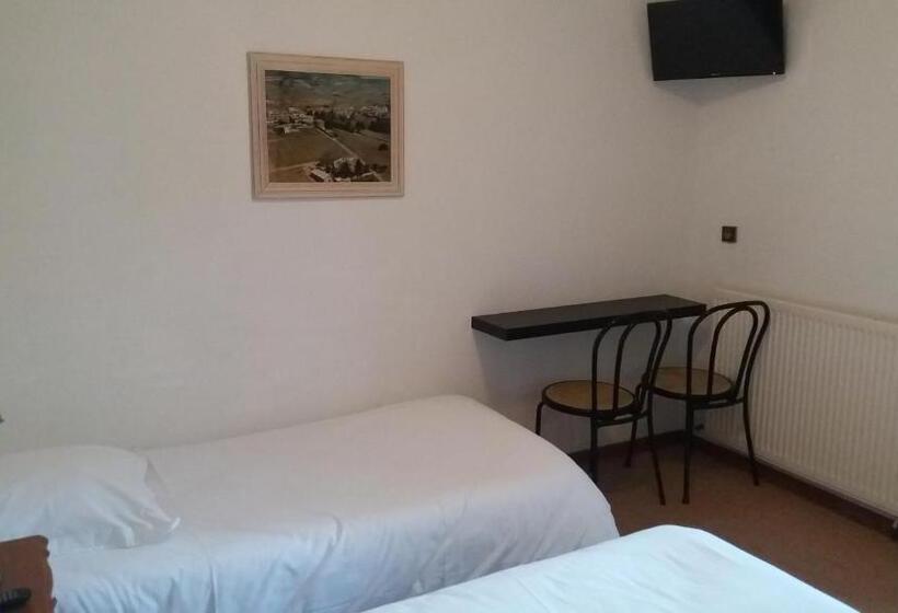 فندق Le Relais Des Dix Crus   Logis Hôtel B&b