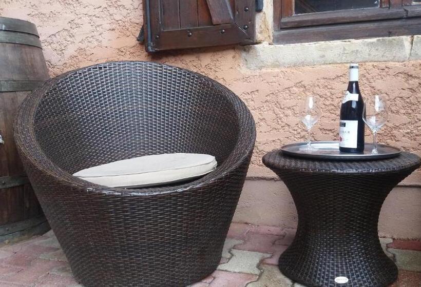 בית מלון כפרי Le Relais Des Dix Crus   Logis Hôtel B&b