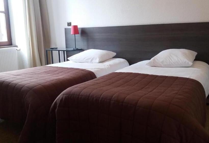 فندق Le Relais Des Dix Crus   Logis Hôtel B&b