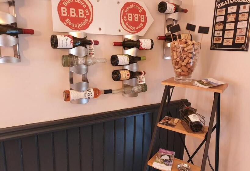 فندق Le Relais Des Dix Crus   Logis Hôtel B&b