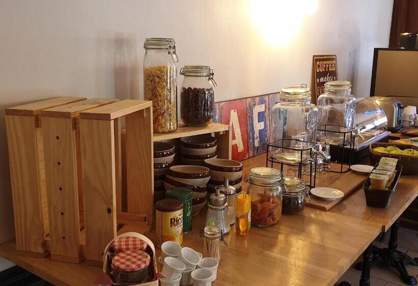 فندق Le Relais Des Dix Crus   Logis Hôtel B&b