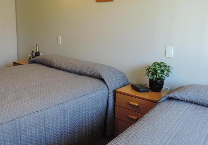 모텔 Asure Gables Motor Lodge