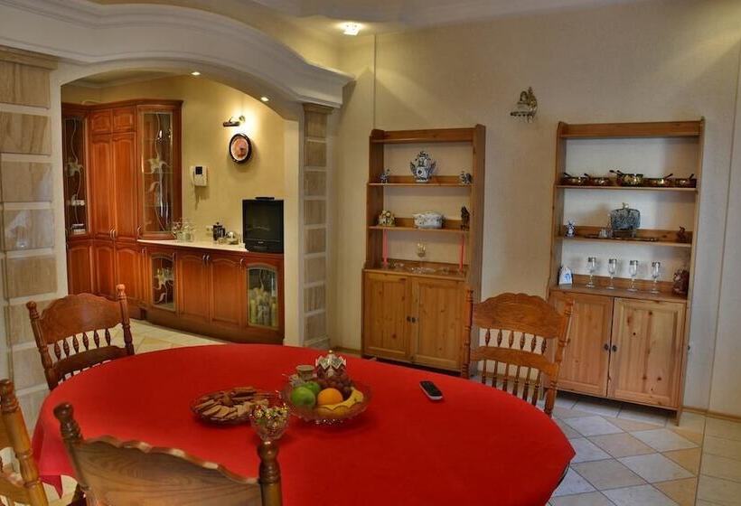 펜션 Apartments Nevskaya Classica