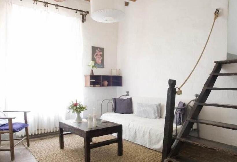 بنسيون Fattoria Di Bacchereto   Guest House