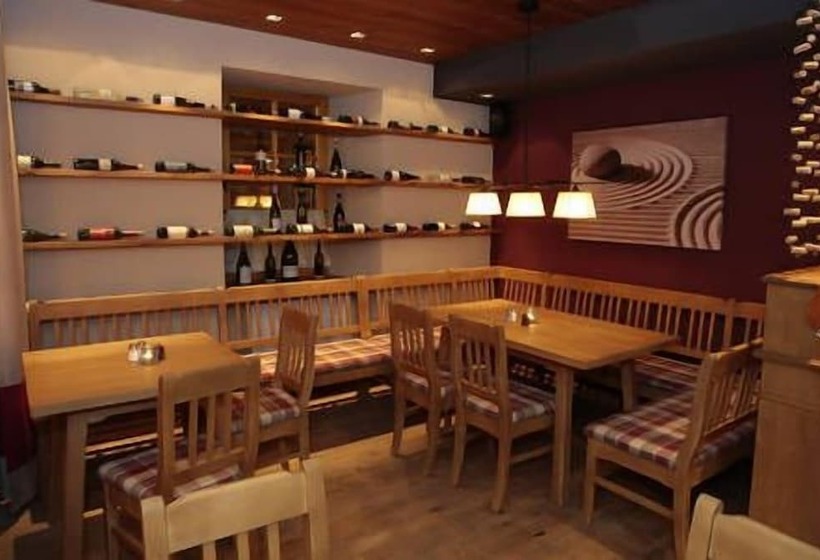 펜션 Gasthof Deutscher Adler Und Hotel Puchtler