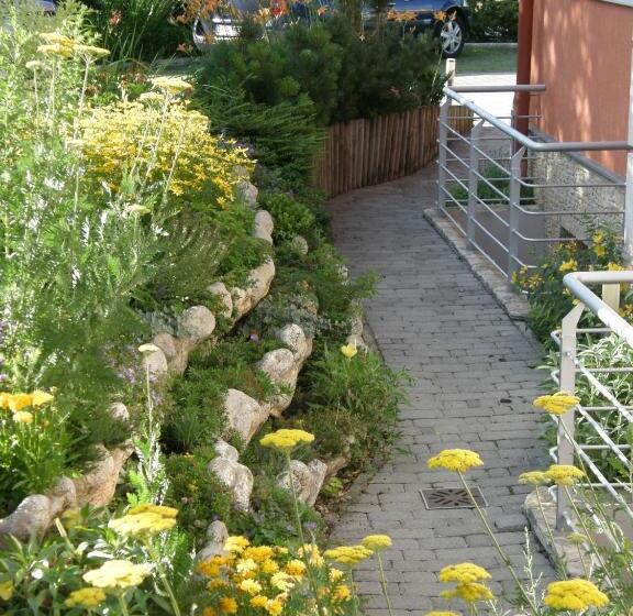 بنسيون Promedicum Panzio