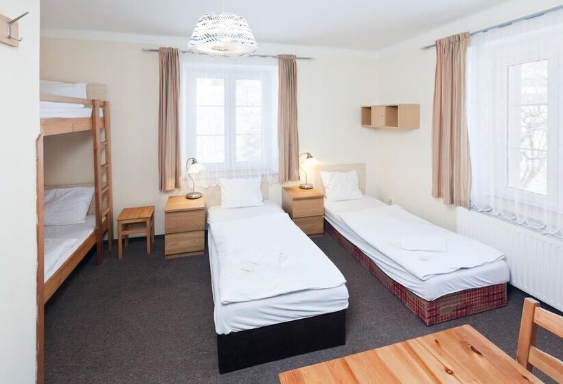 پانسیون Pytloun Penzion Zelený Háj