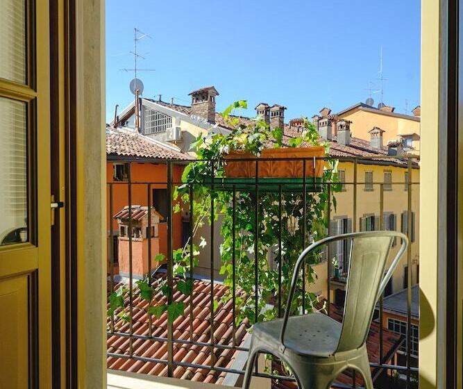 Petronilla Hotel In Bergamo