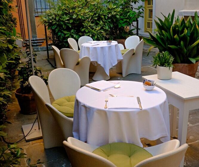 Petronilla Hotel In Bergamo