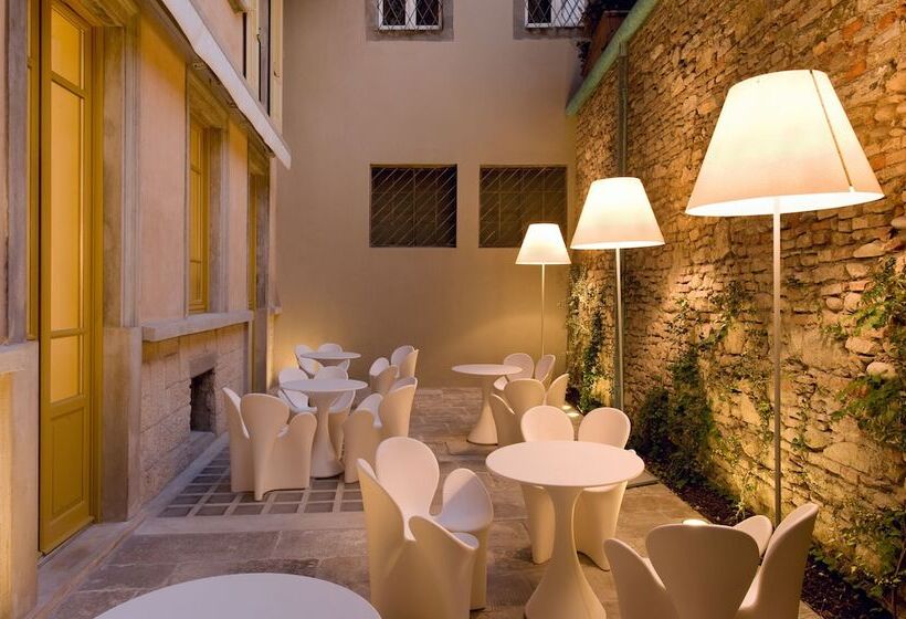 Petronilla Hotel In Bergamo