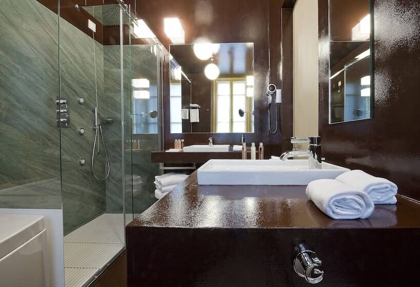 Petronilla Hotel In Bergamo