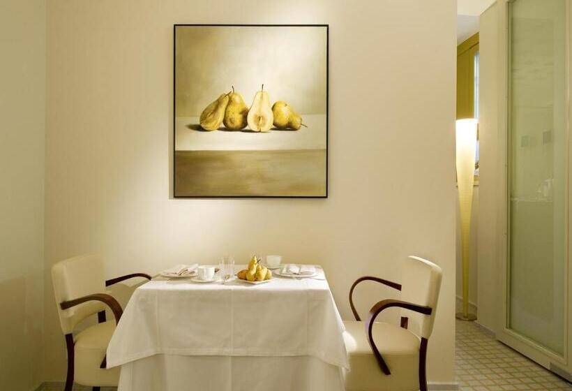 Petronilla Hotel In Bergamo