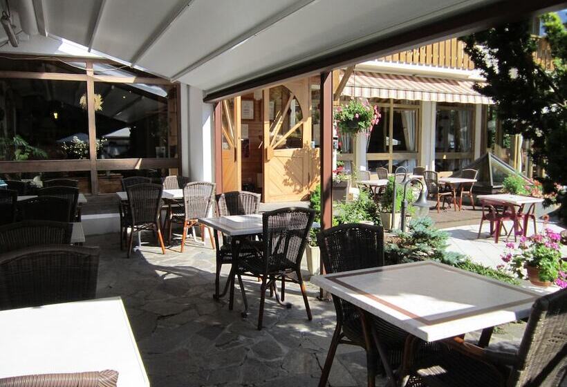 Резиденция Logis Hotel Gai Soleil