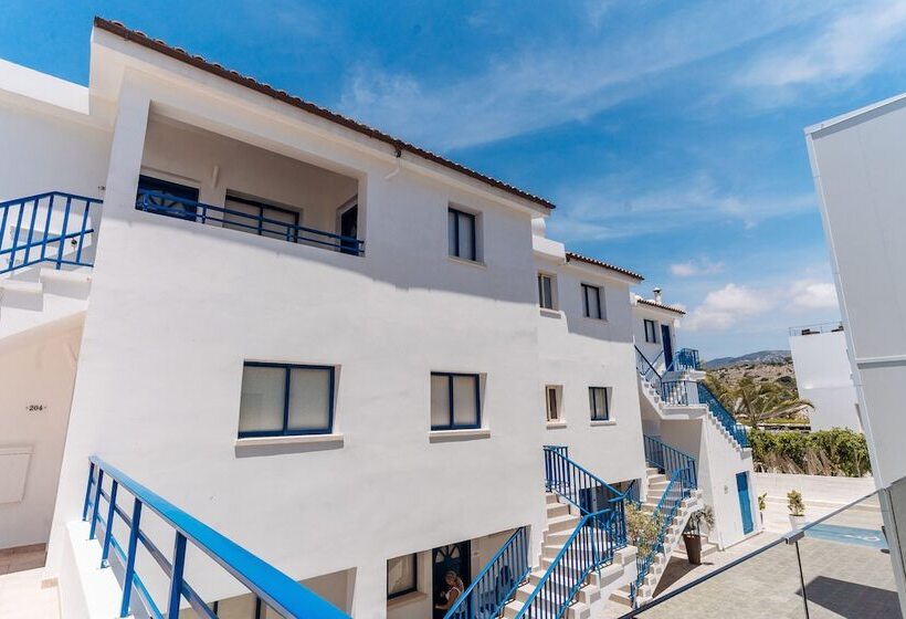 אתר נופש Vrachia Beach Hotel & Suites   Adults Only