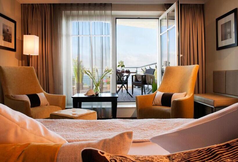 Strandhotel Ostseeblick