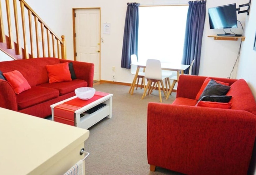 The Esplanade Motel & Conference Centre