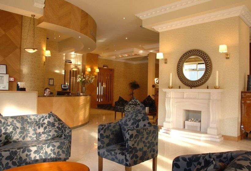 The Villa Rose Hotel & V Spa