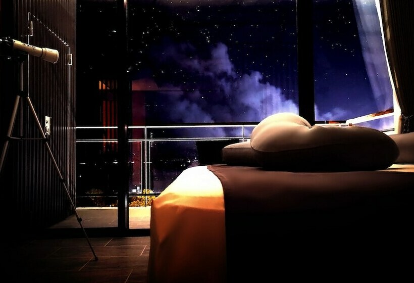 فندق Away Okinawa Kouri Island Resort