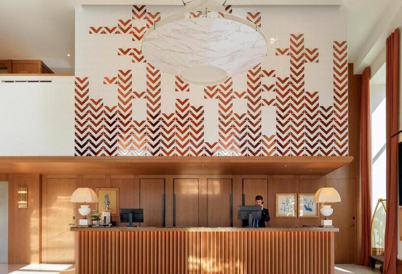 هتل H10 Croma Malaga