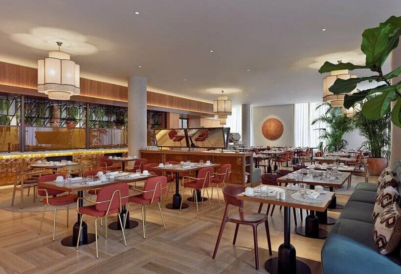 هتل H10 Croma Malaga