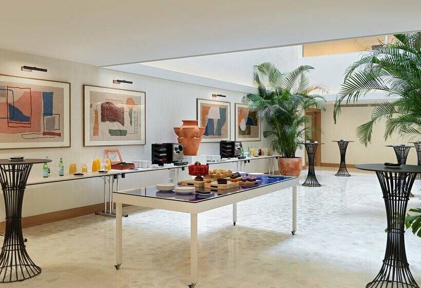 هتل H10 Croma Malaga