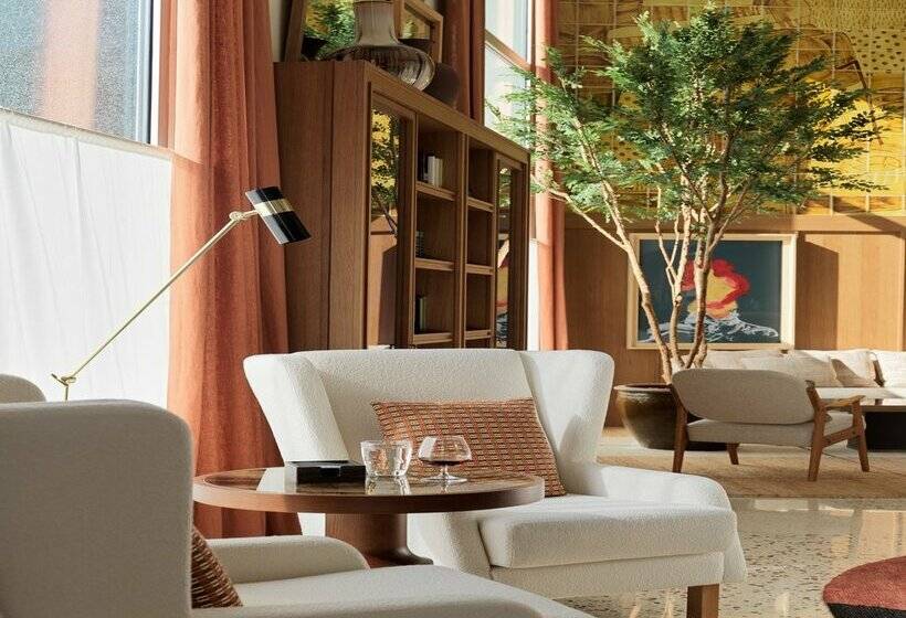 هتل H10 Croma Malaga