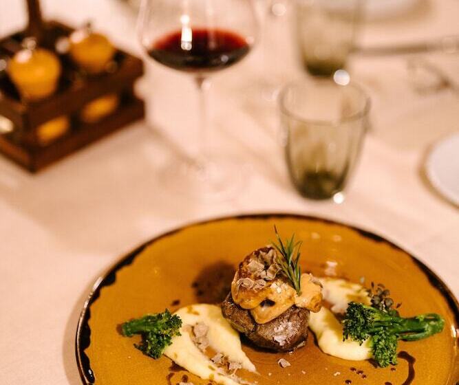 Seven Alpina Boutique