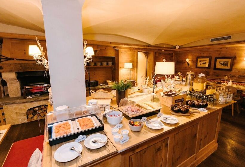 Seven Alpina Boutique