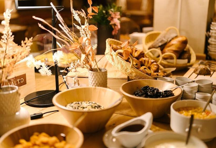 Seven Alpina Boutique