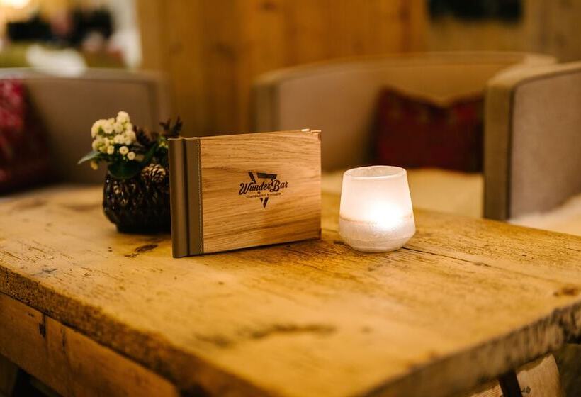 Seven Alpina Boutique