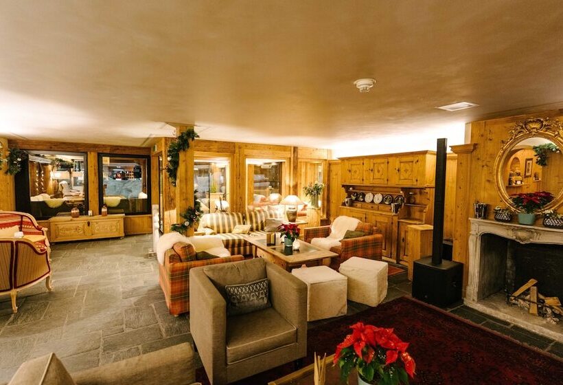 Seven Alpina Boutique