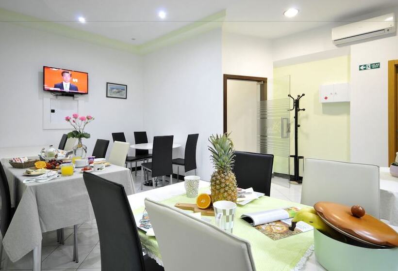 Apartments & Rooms Villa Maslina