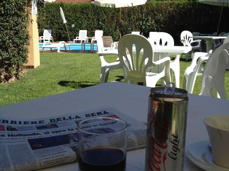 Отель Gabbiano Azzurro