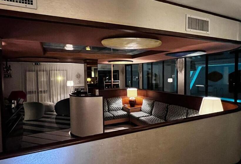 Отель Gabbiano Azzurro