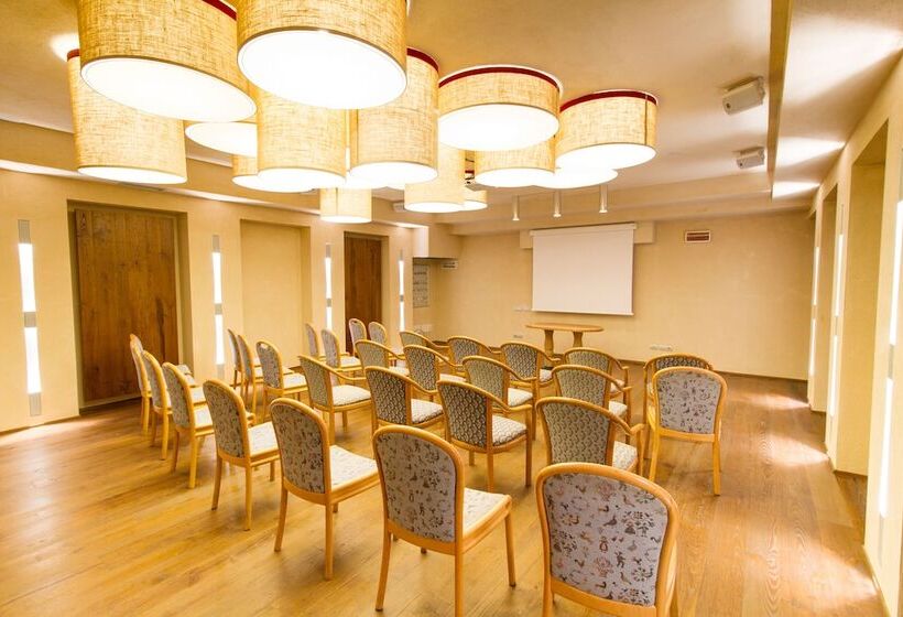 Chalet Eden Eco Hotel, Restaurant & Wellness