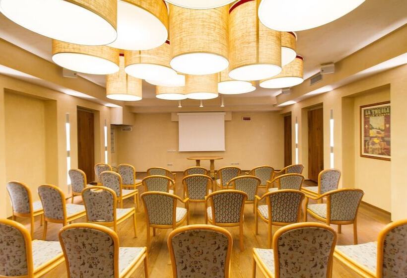 Chalet Eden Eco Hotel, Restaurant & Wellness