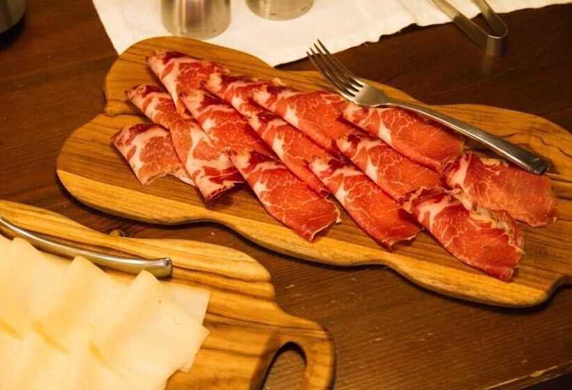 Chalet Eden Eco Hotel, Restaurant & Wellness