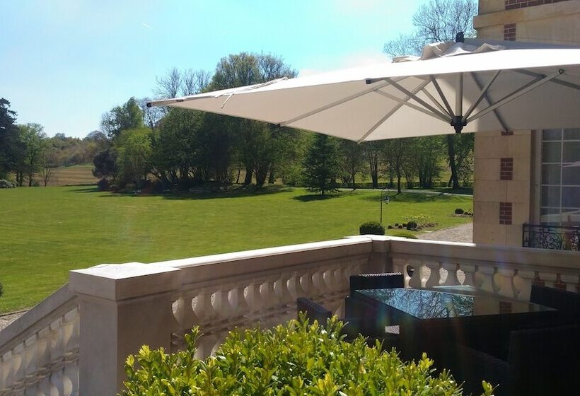 Chateau Hotel De Belmesnil