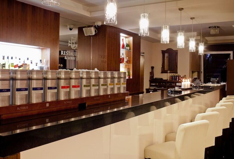 Golden Fish Hotel Apartments