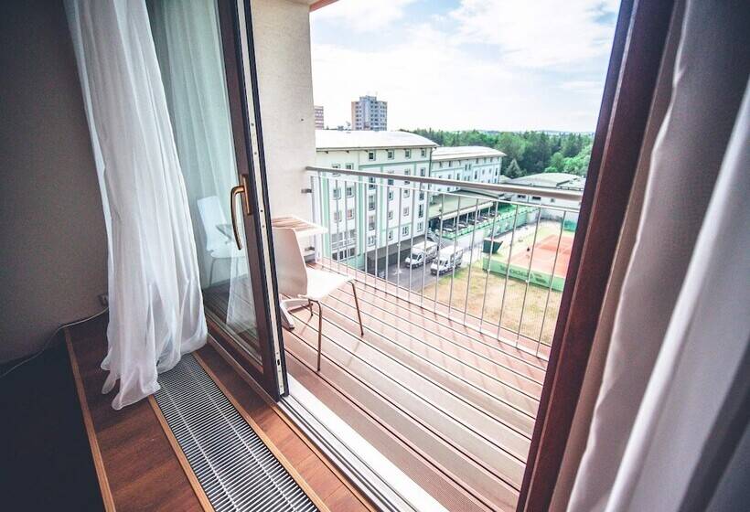 Golden Fish Hotel Apartments