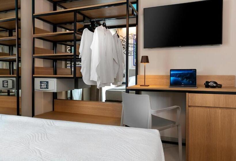 Отель Adlon   Fronte Mare