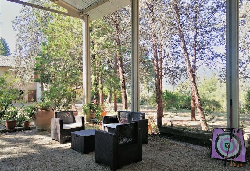 ホテル Agriturismo Villa Alari