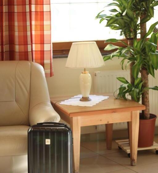 Airport Hotel Fortuna