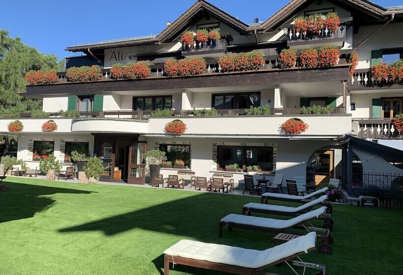 ホテル Alù Mountain Design