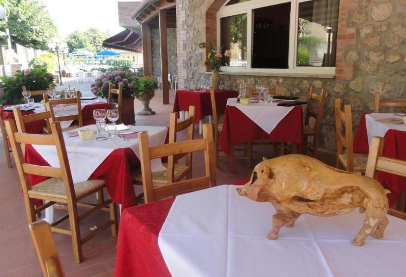 ホテル Albergo Di Murlo