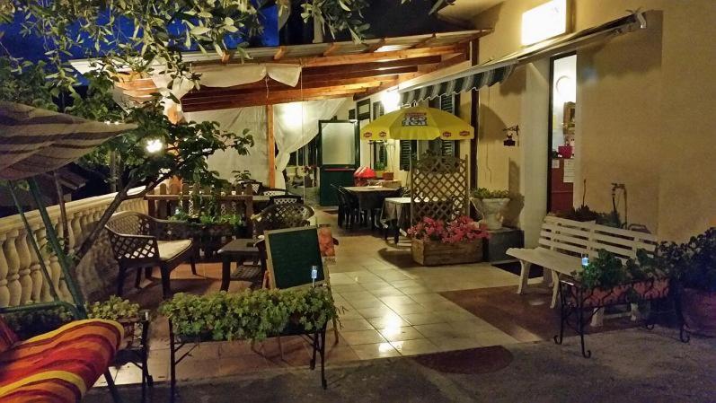 בית מלון כפרי Albergo Dolcedo