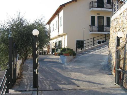 בית מלון כפרי Albergo Dolcedo